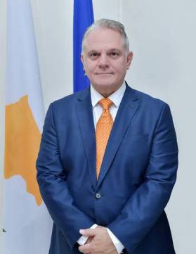 H E Mr Evagoras Vryonides